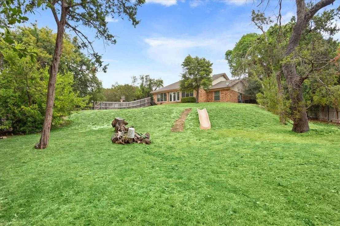 Photo of 2424 Richards Drive