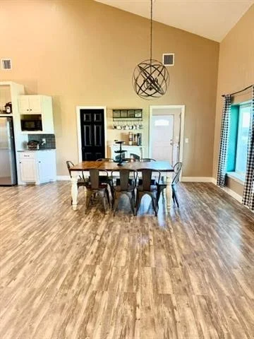 Photo of 387 Private Road 1452