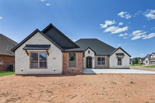 Photo of 1041 Mickelson Drive