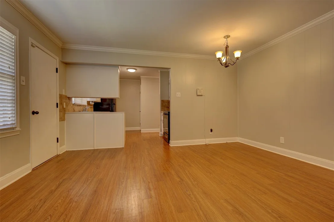 Photo of 2012 Mountainview Drive