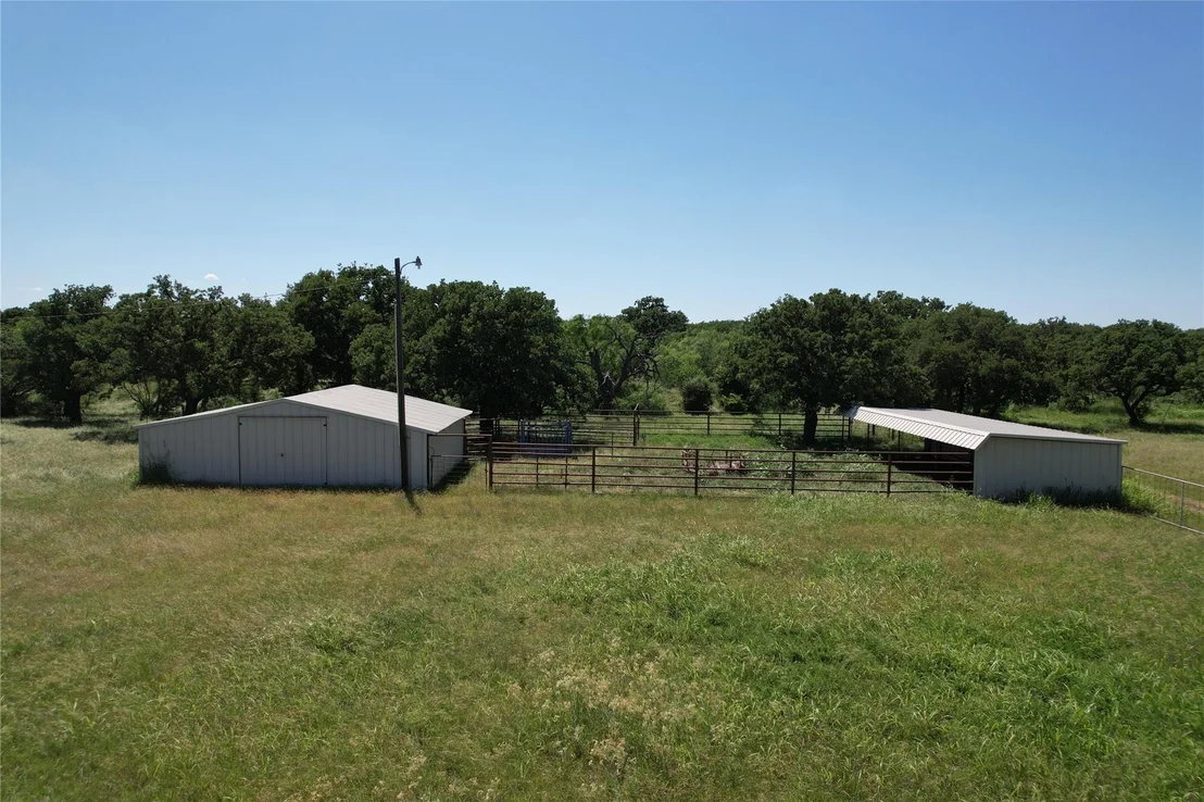 Photo of 628 Robinson Road