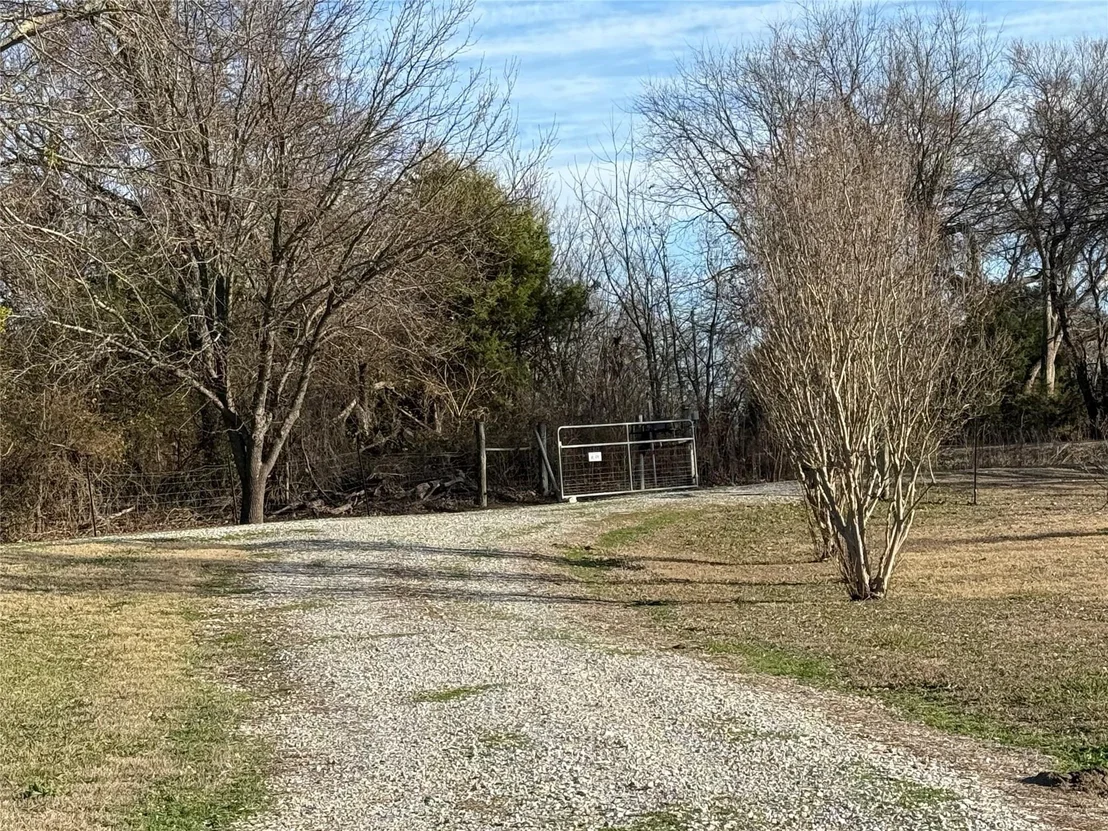 Photo of 7187 County Road 1037
