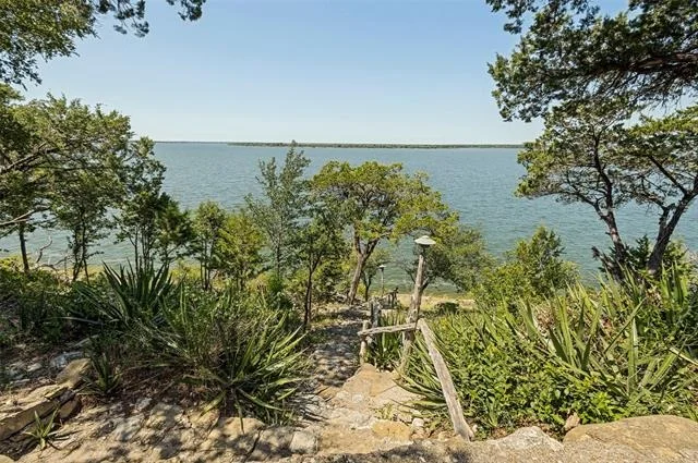 Photo of 111 Live Oak Drive