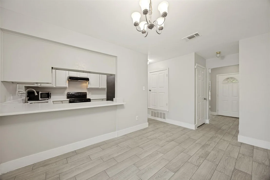 Photo of 1009 Enlow Circle