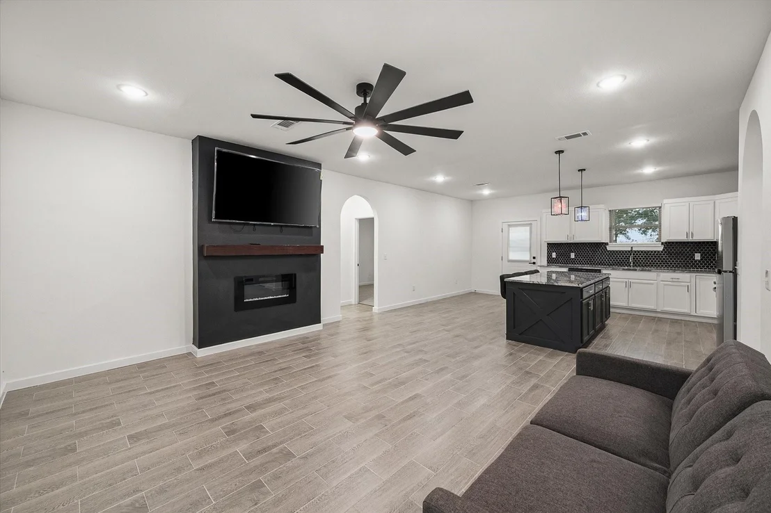 Photo of 6771 NW County Road 1146