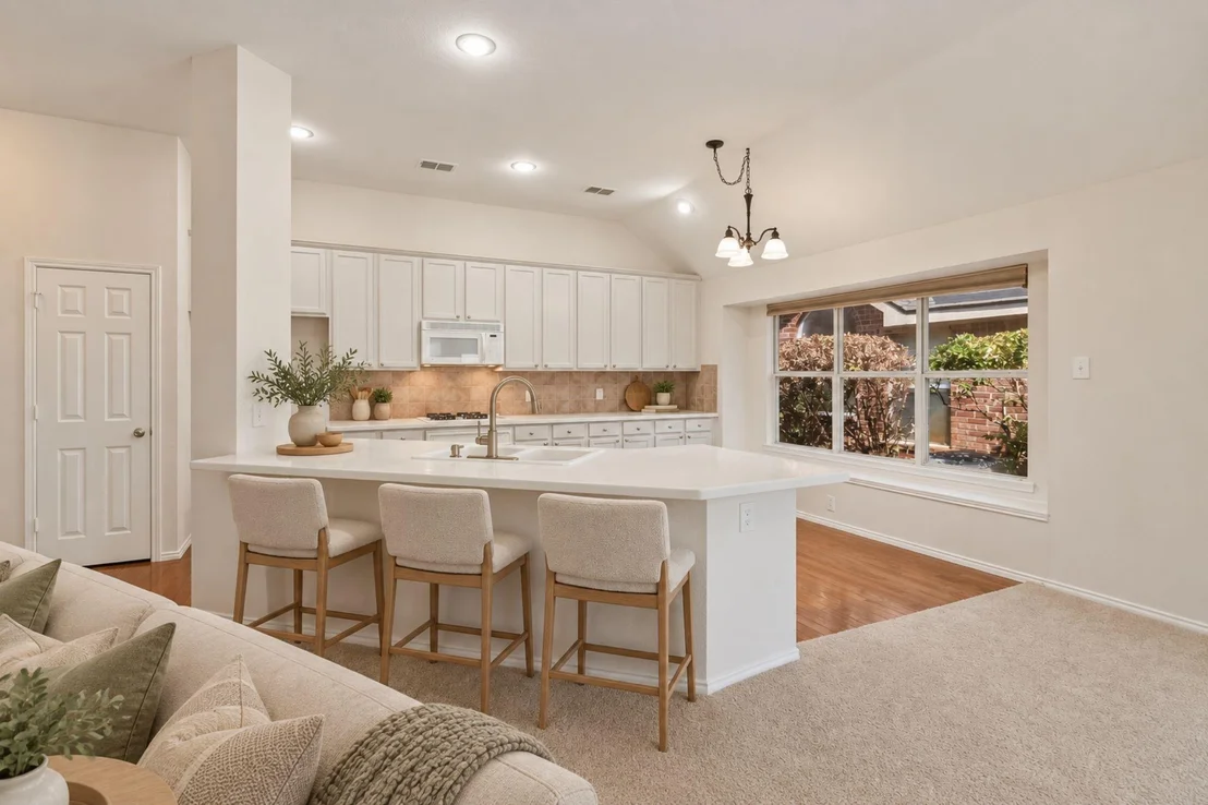 Photo of 1699 Garrison Drive