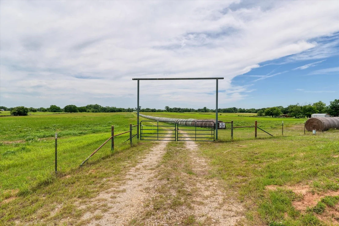 Photo of 505 River Road