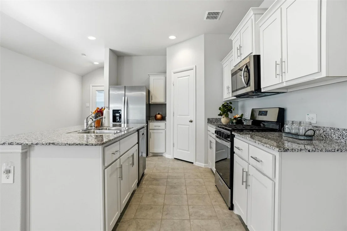 Photo of 162 Greengate Drive