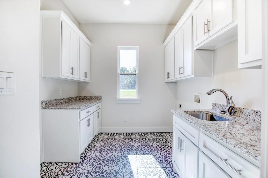 Photo of 1044 Hidden Oaks Drive
