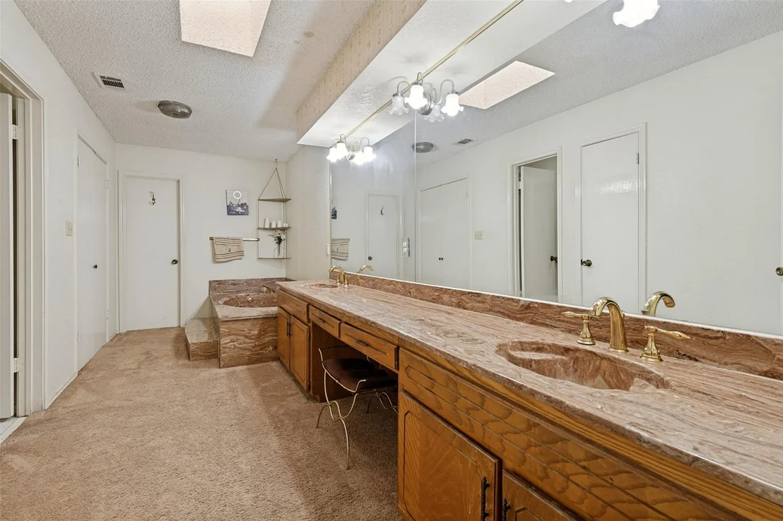 Photo of 508 Estate Lane