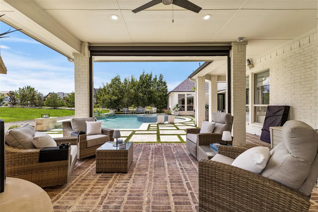 Photo of 2120 Meadow View Drive