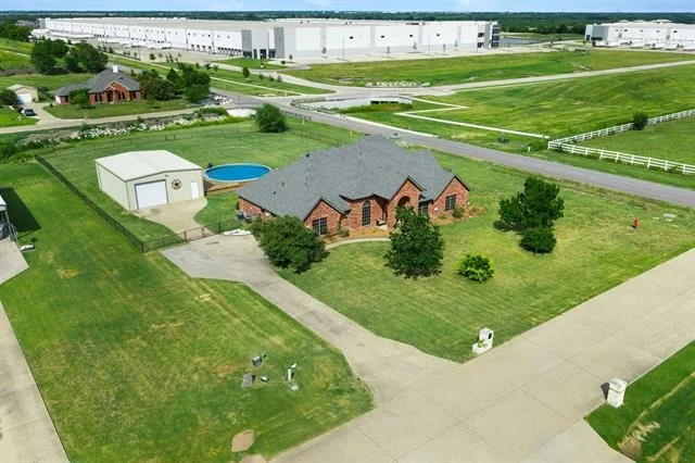 Photo of 14000 Prairie Circle