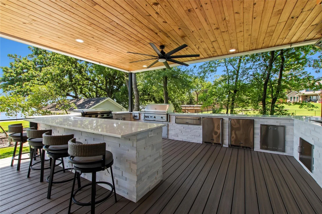Photo of 1301 Oak Hill Drive