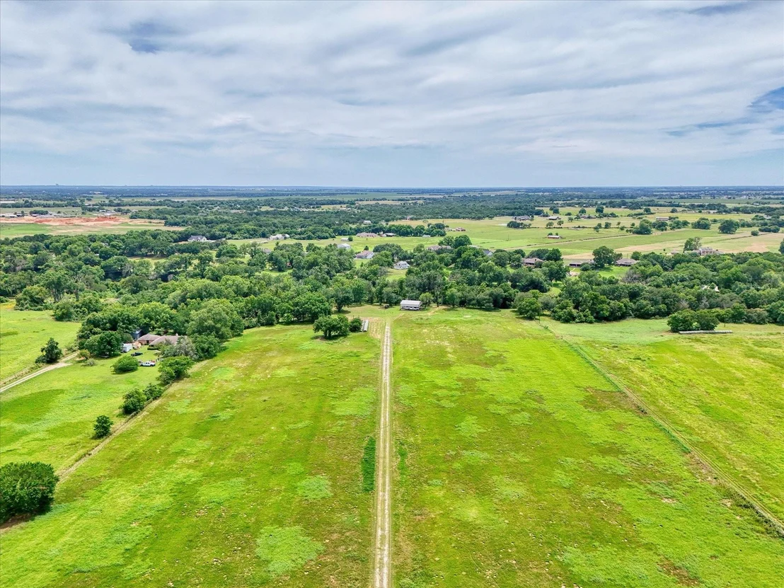 Photo of 505 River Road