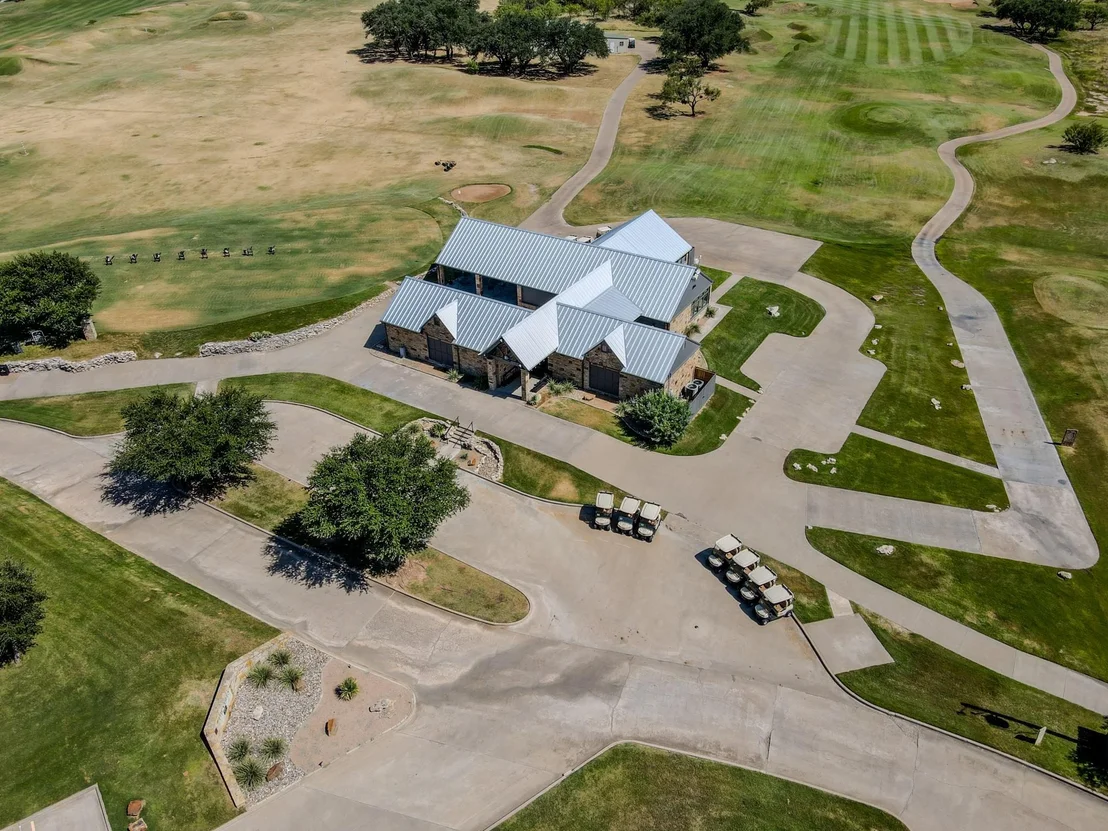 Photo of 223 Oak Tree Drive