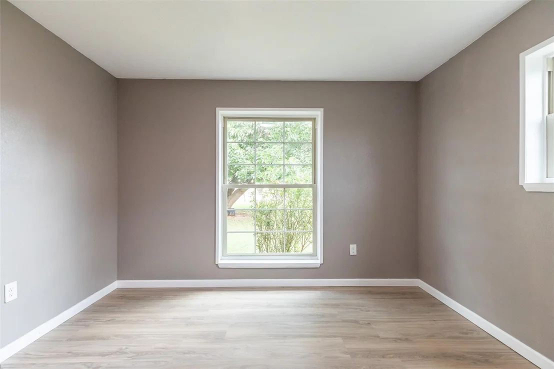 Photo of 320 S 12th Street