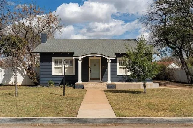 Photo of 1033 Highland Avenue