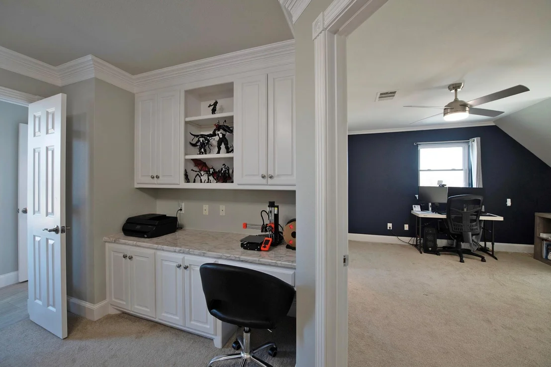 Photo of 405 Chippendale Drive