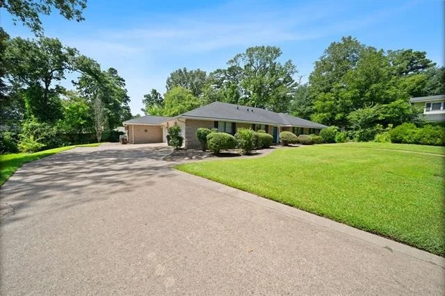 Photo of 2829 Yorktown Drive