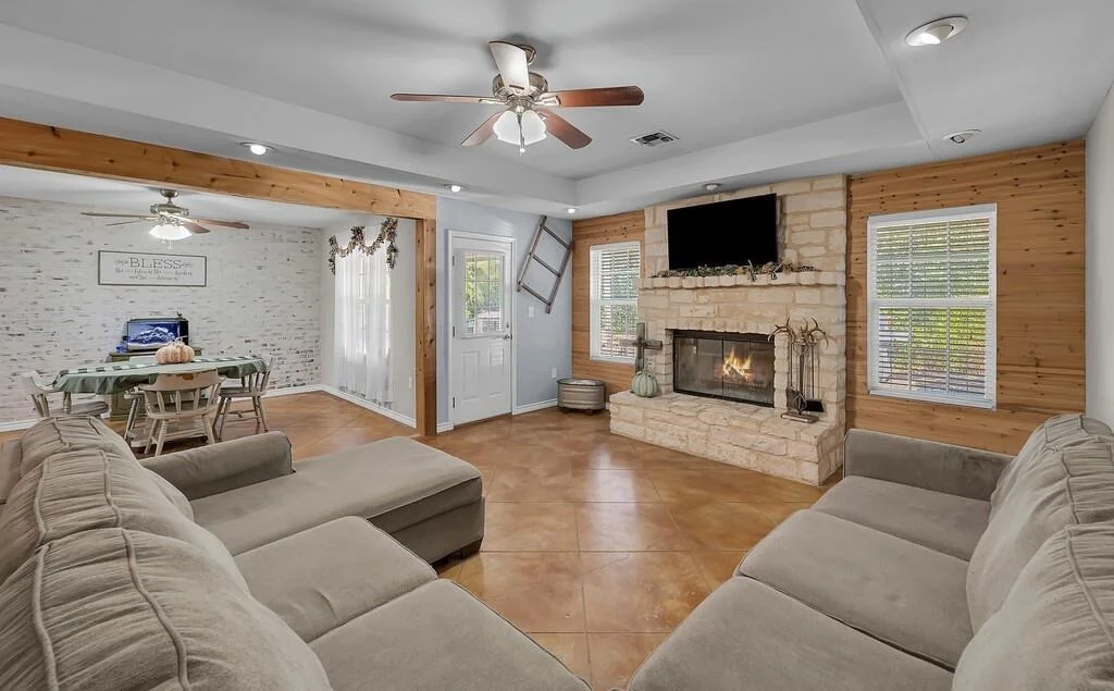 Photo of 3287 Rosenthal Parkway