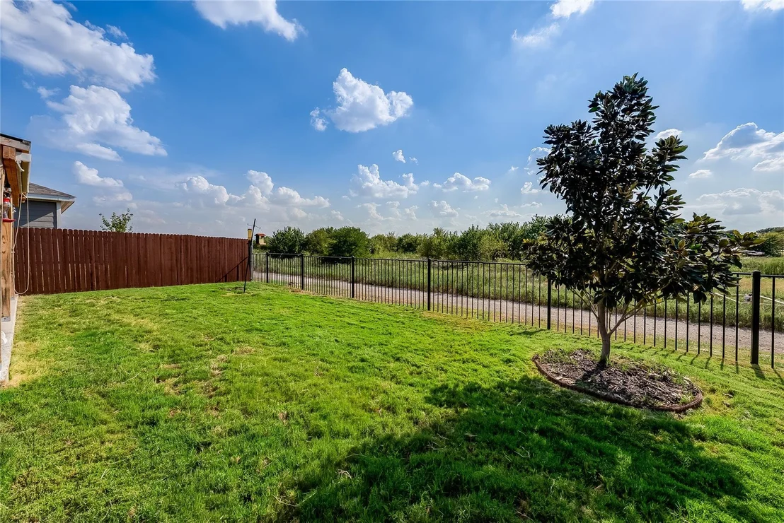 Photo of 11707 Spraberry Way