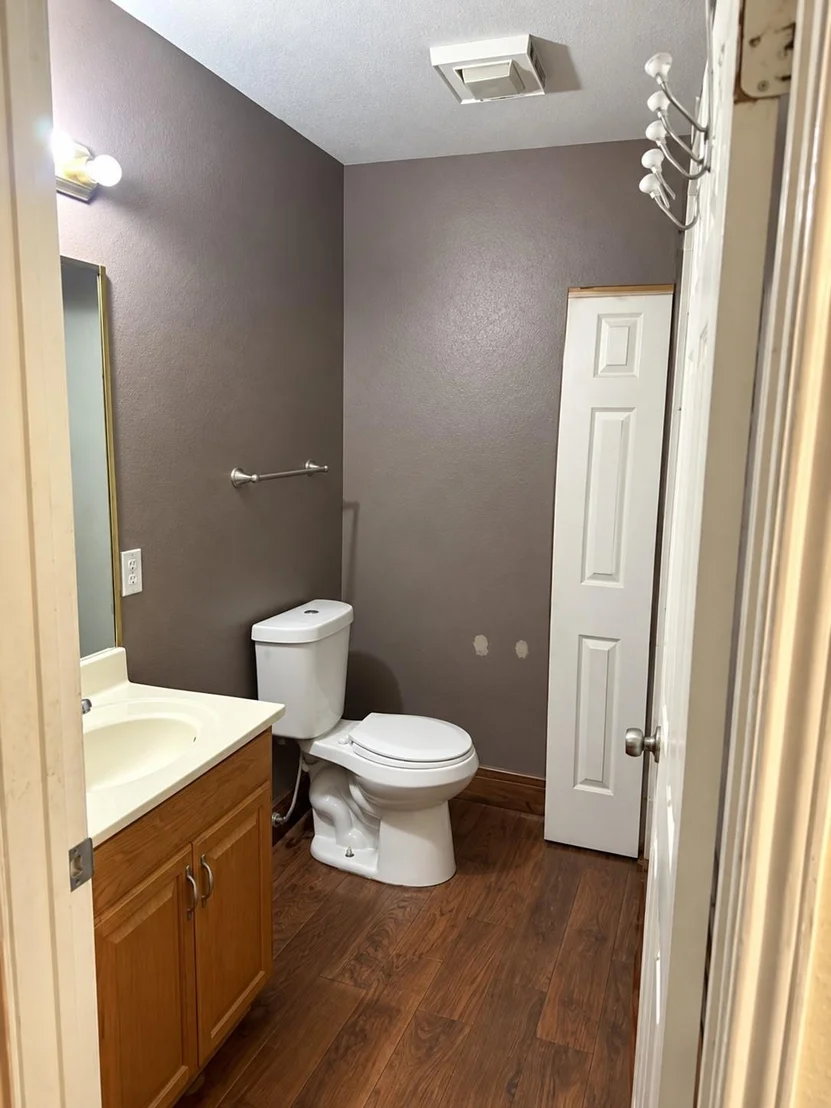 Photo of 1017 W 3rd Street
