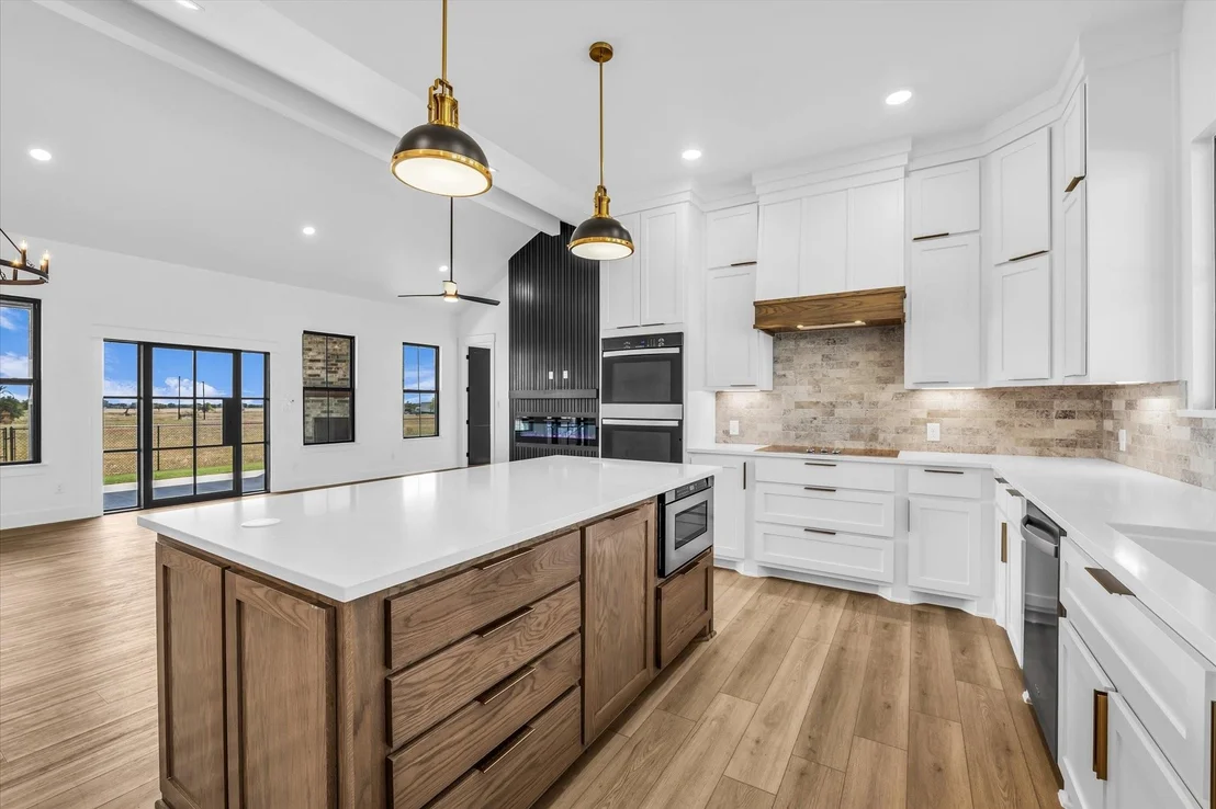 Photo of 611 Willow Moon Ranch