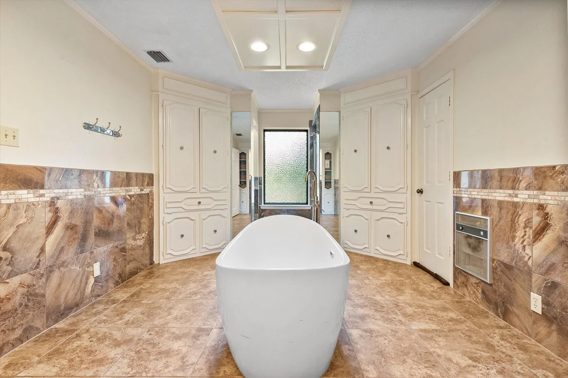 Photo of 1700 Jennifer Circle