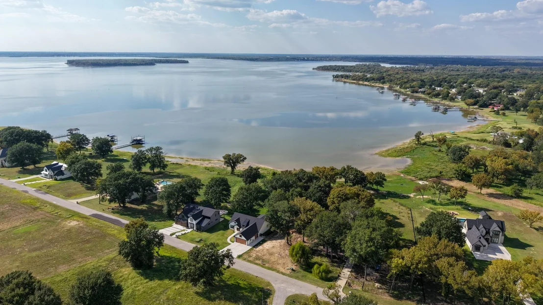 Photo of 1520 Shoreline Drive