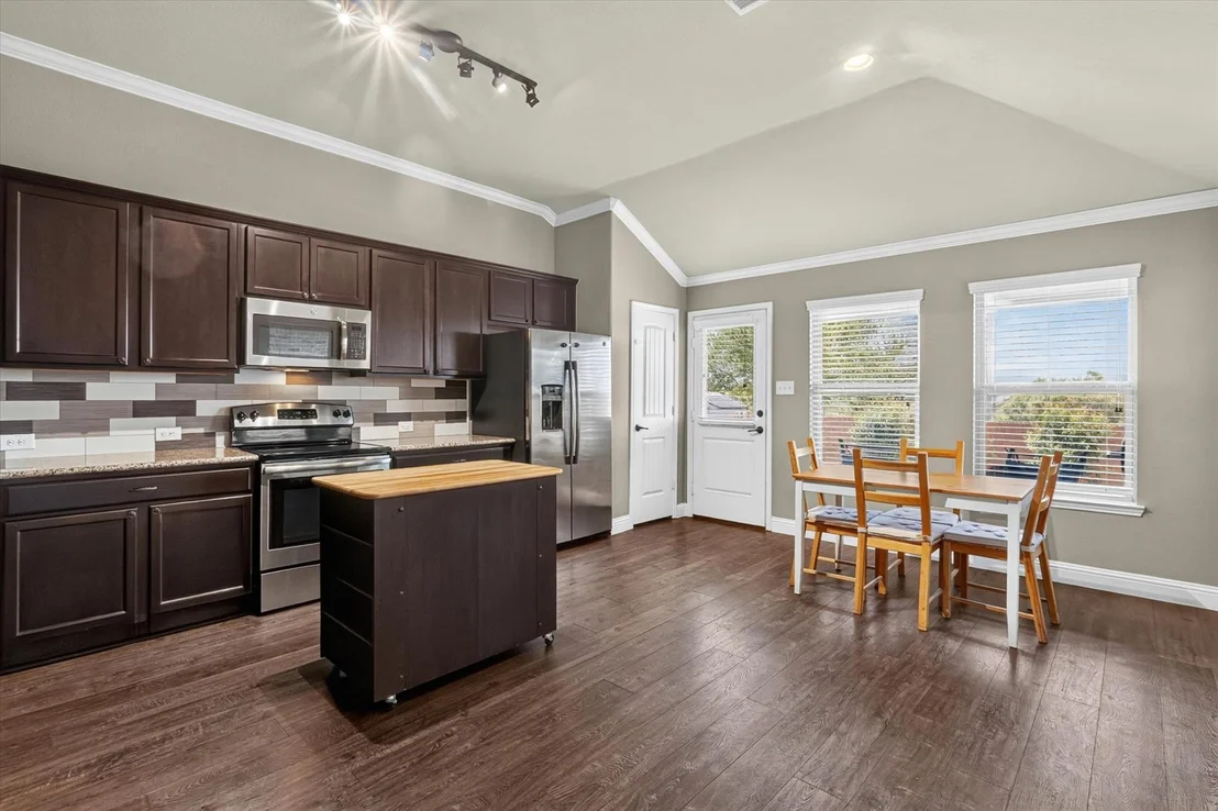 Photo of 441 E Wishbone Lane