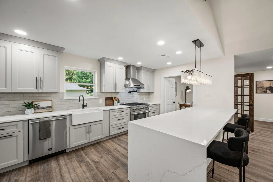Photo of 3208 Timberview Road