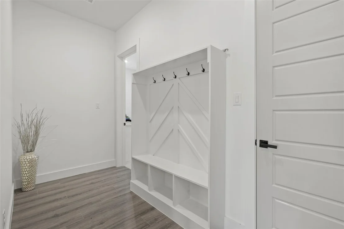 Photo of 22202 Field Street