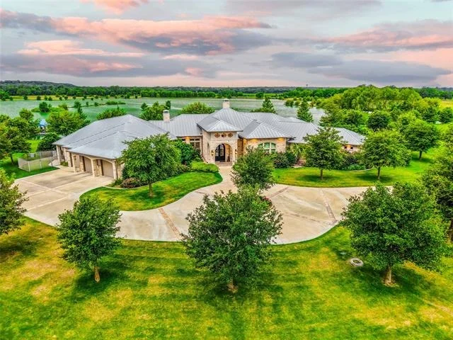 Photo of 8591 Witter Lane