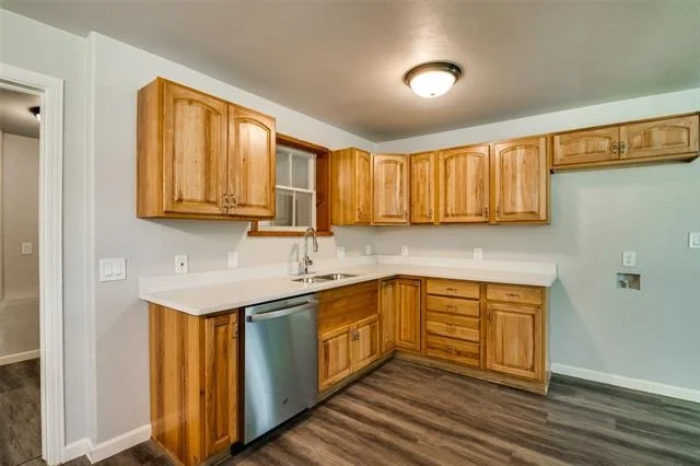 Photo of 606 W High Street