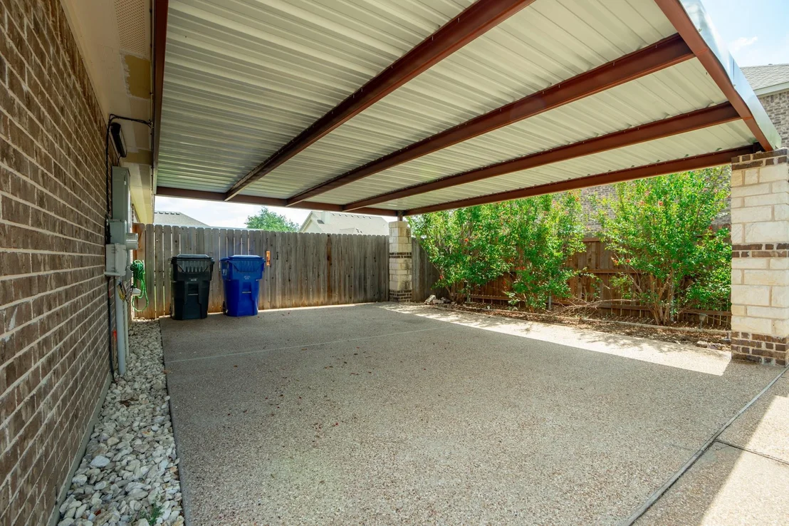 Photo of 219 Oak Meadow Trail