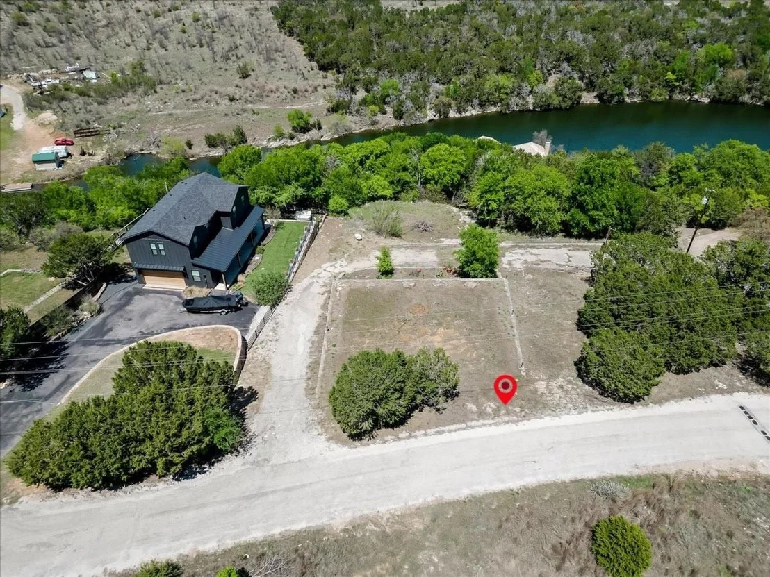 Photo of 1131 Brackeen Drive
