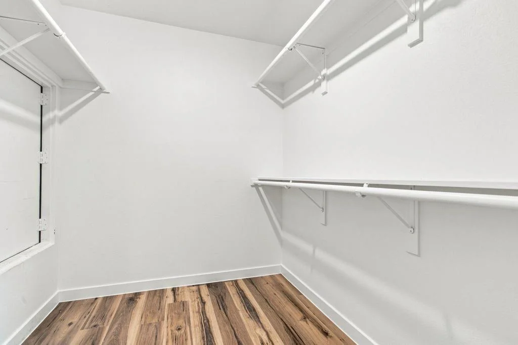 Photo of 106 E Miller