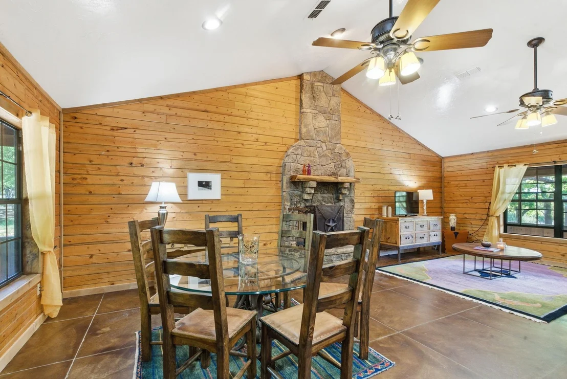 Photo of 2197 Netherly Lane