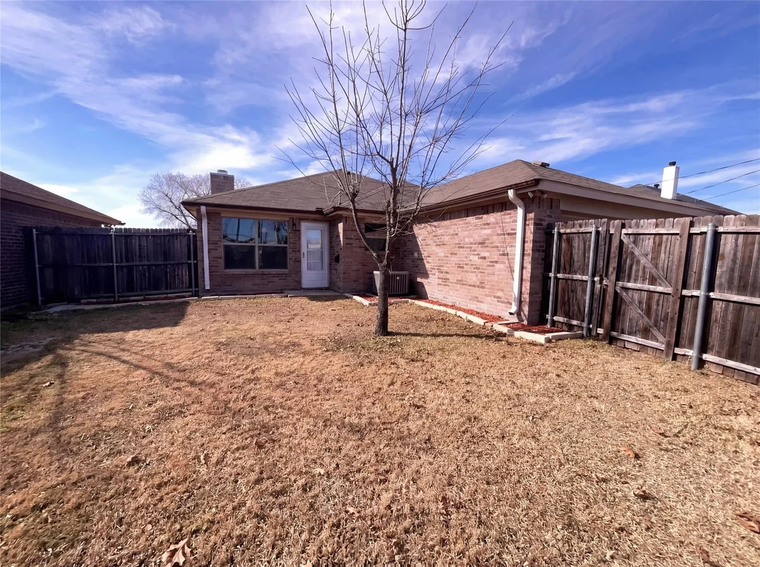 Photo of 4522 Mariner Drive