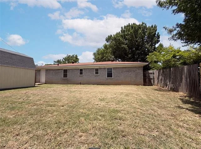 Photo of 2008 Vickie Drive