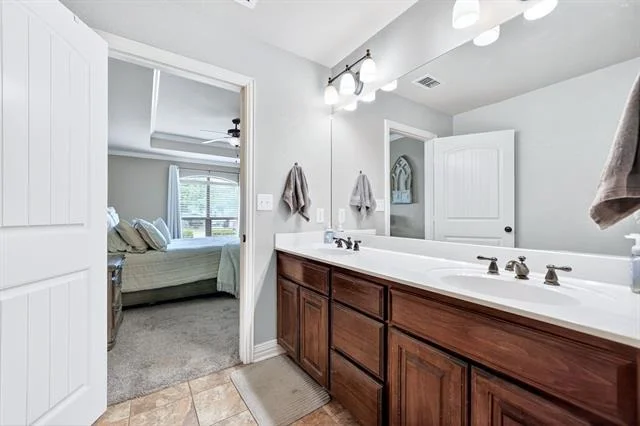 Photo of 220 Ebony Place