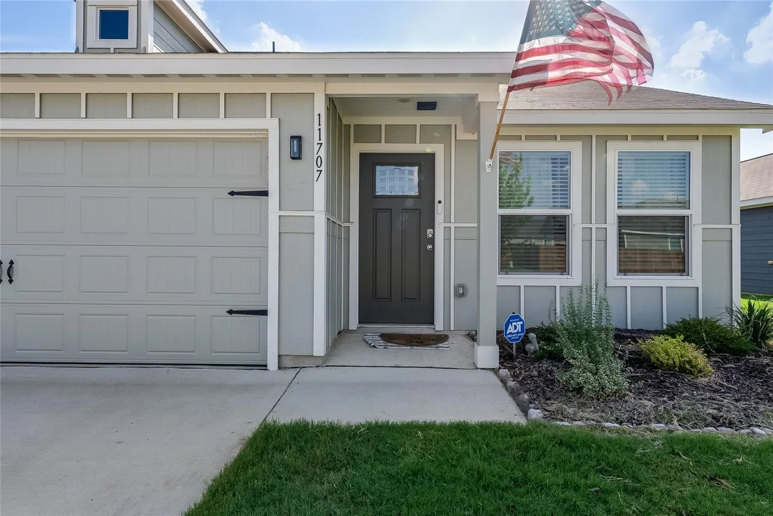 Photo of 11707 Spraberry Way