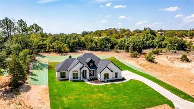 Photo of 1007 Meadow Wood Terrace