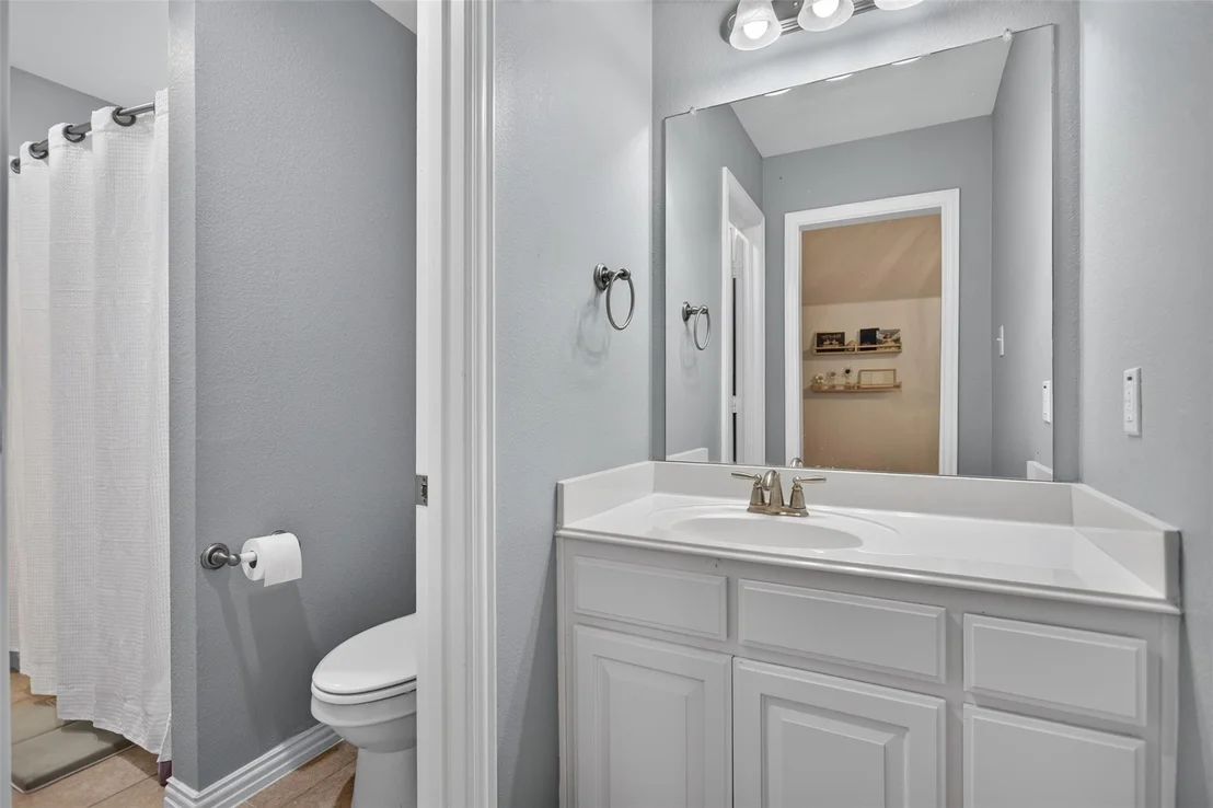 Photo of 1020 Longhill Way
