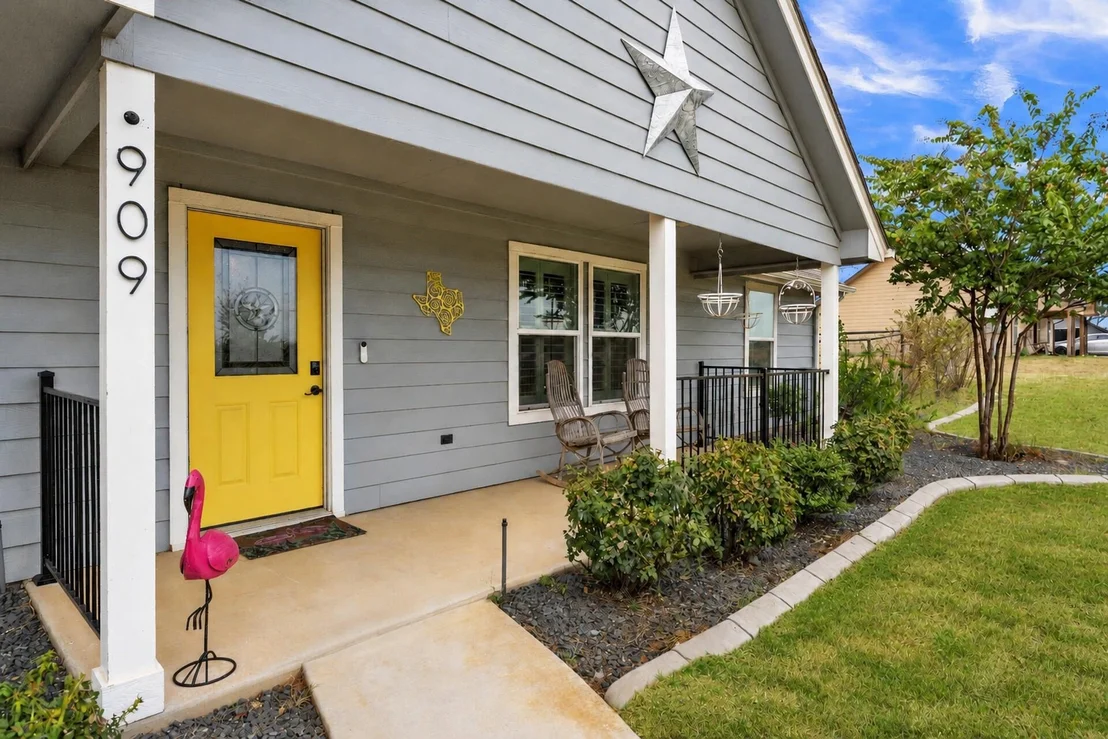 Photo of 909 Erwin Road
