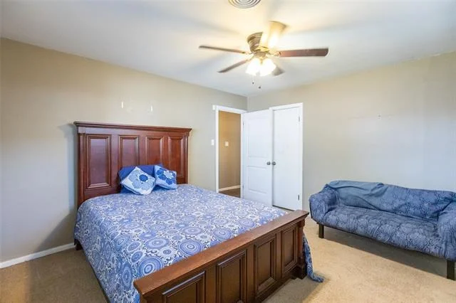 Photo of 2310 Crescent Drive