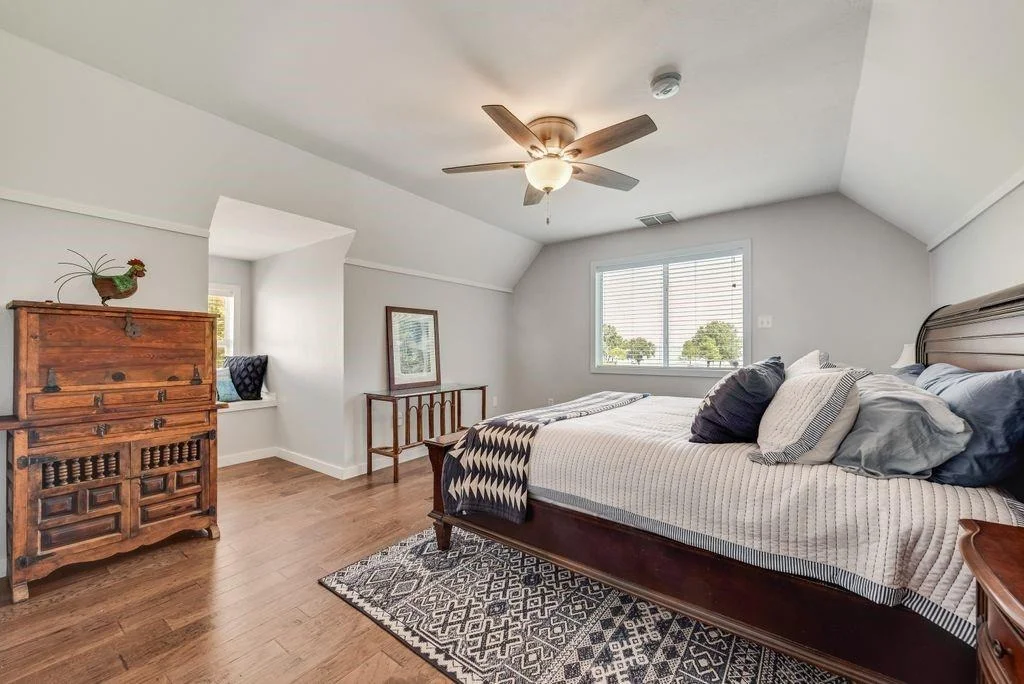 Photo of 1016 Shoreline Drive