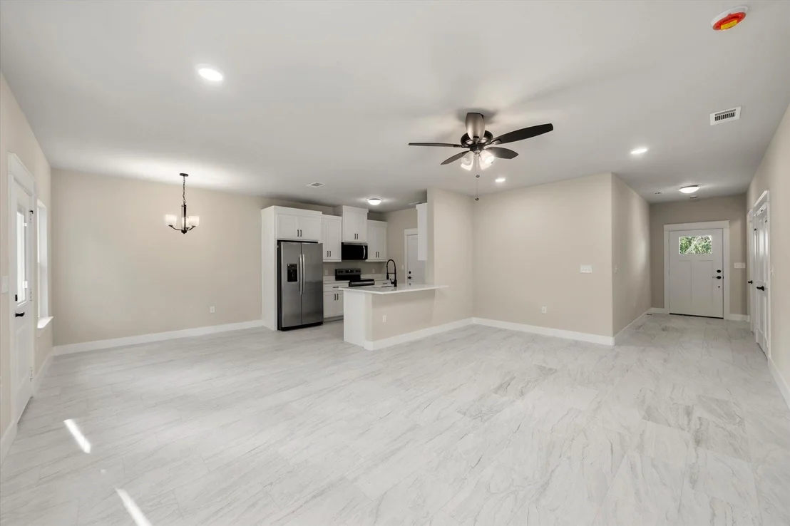 Photo of 114 Granada Street