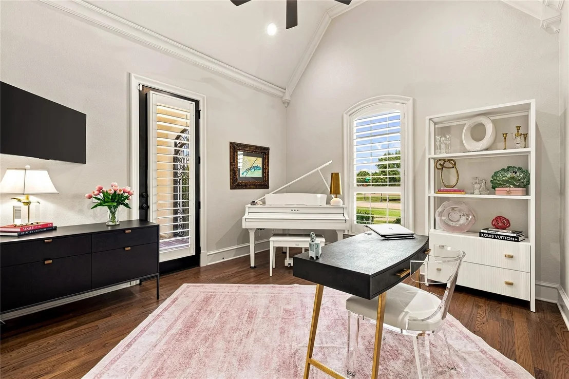 Photo of 2120 Meadow View Drive