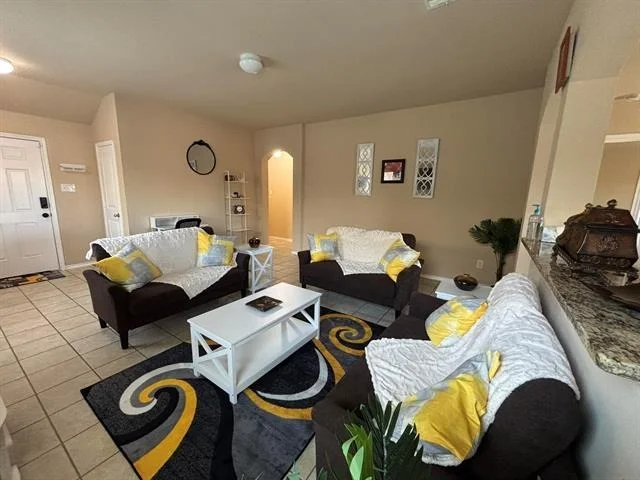 Photo of 912 Platinum Drive